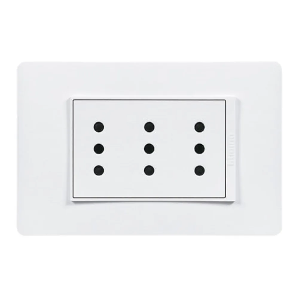 Toma Corriente Luzica Triple 2P+T PU1313 , BTicino